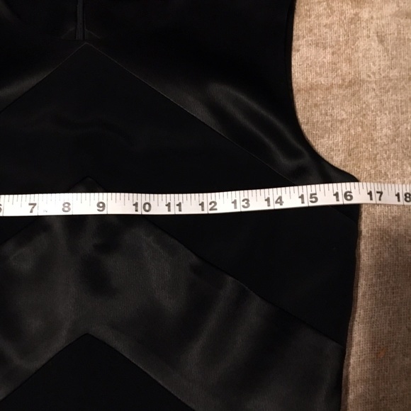 Tahari sleeveless, full length, form fitting dress - Picture 7 of 8